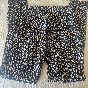 Athleta Salutation Stash Pocket II 7/8 Leggings